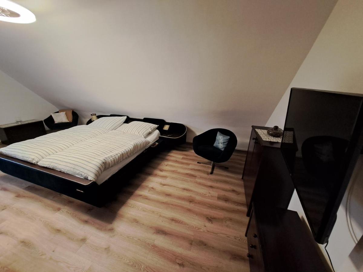 Muttis Apartment Mönchengladbach Exterior foto